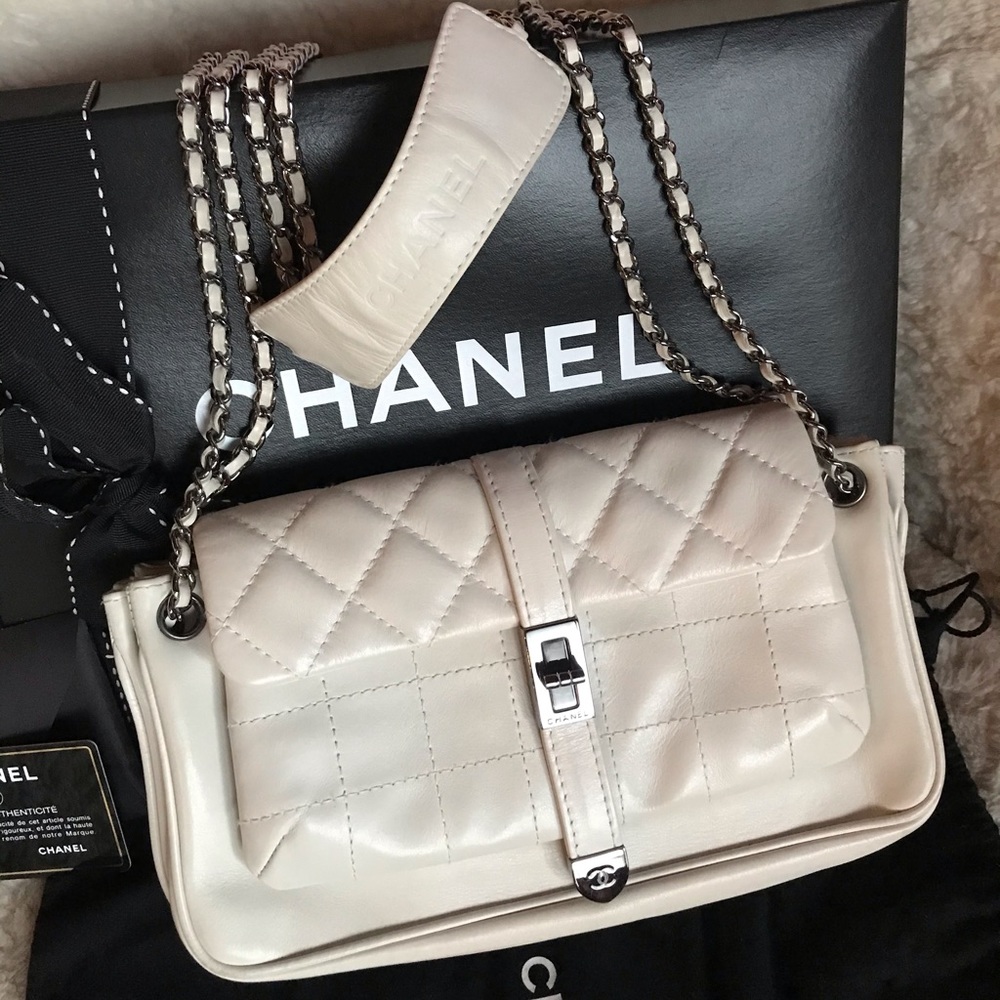 CHANEL Cream Quilted Flap Crossbody Handbag WOC